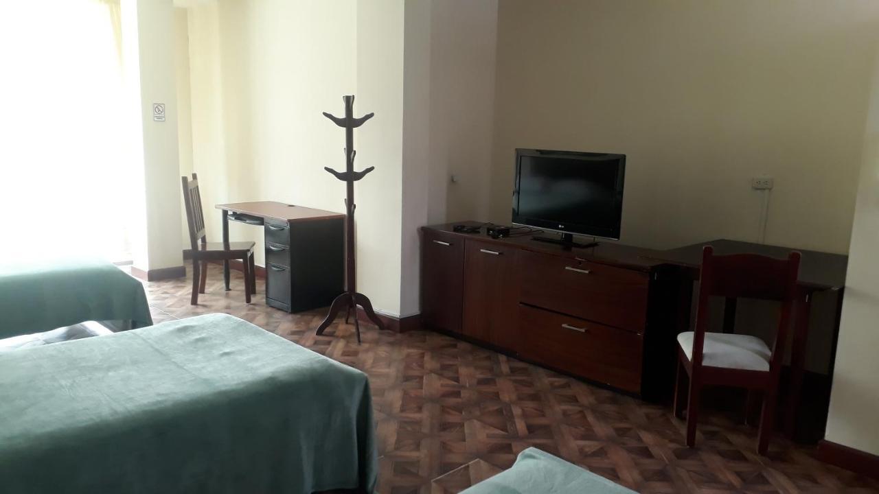 El Cardenal Hotel Loja Extérieur photo
