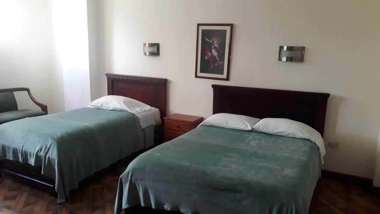 El Cardenal Hotel Loja Extérieur photo